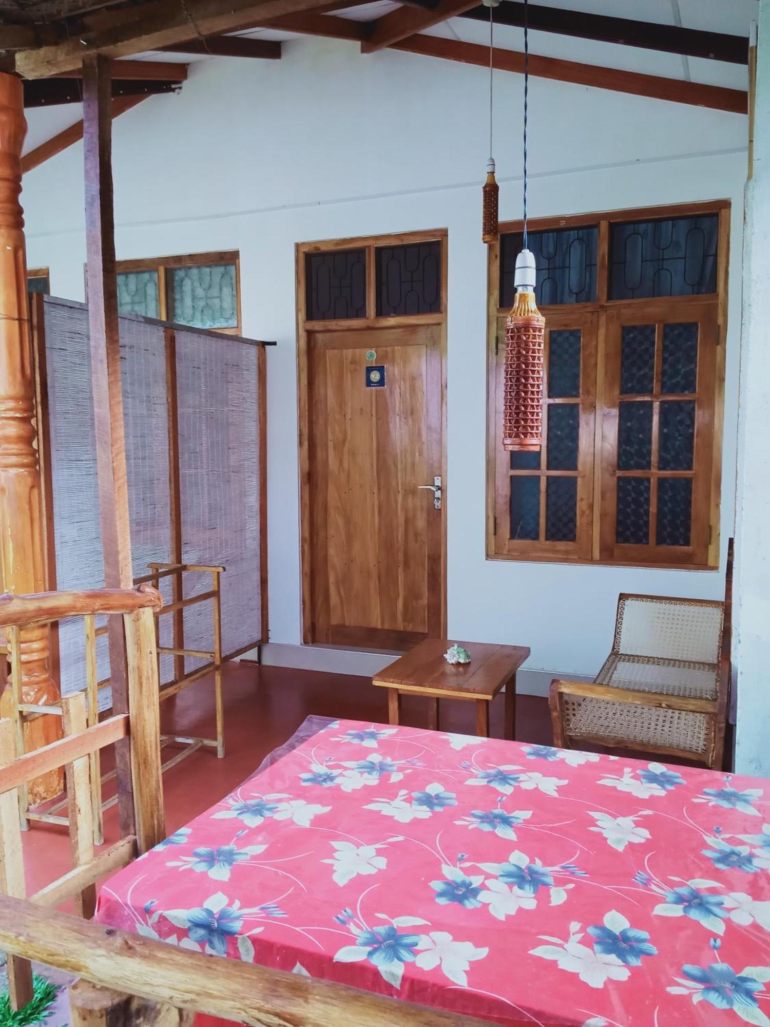 Nethmi Homestay & Restaurant Tangalle Szoba fotó