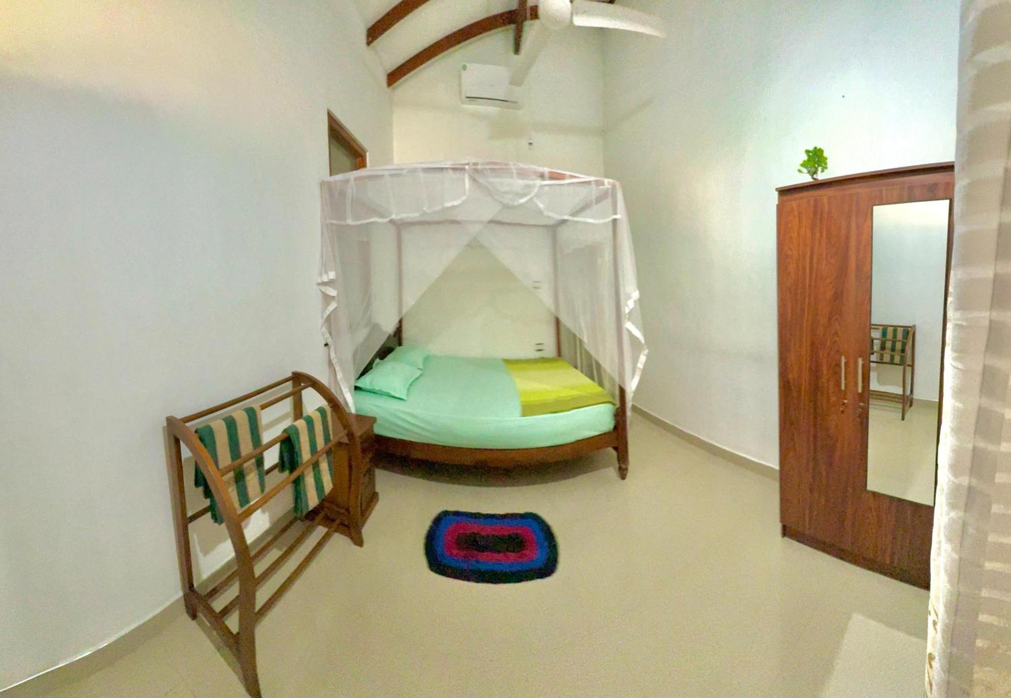 Nethmi Homestay & Restaurant Tangalle Kültér fotó