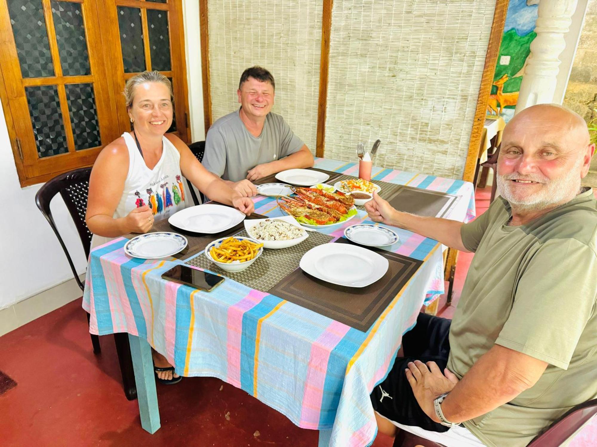 Nethmi Homestay & Restaurant Tangalle Kültér fotó