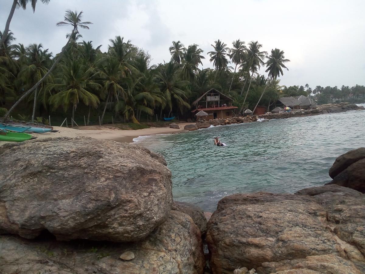 Nethmi Homestay & Restaurant Tangalle Kültér fotó